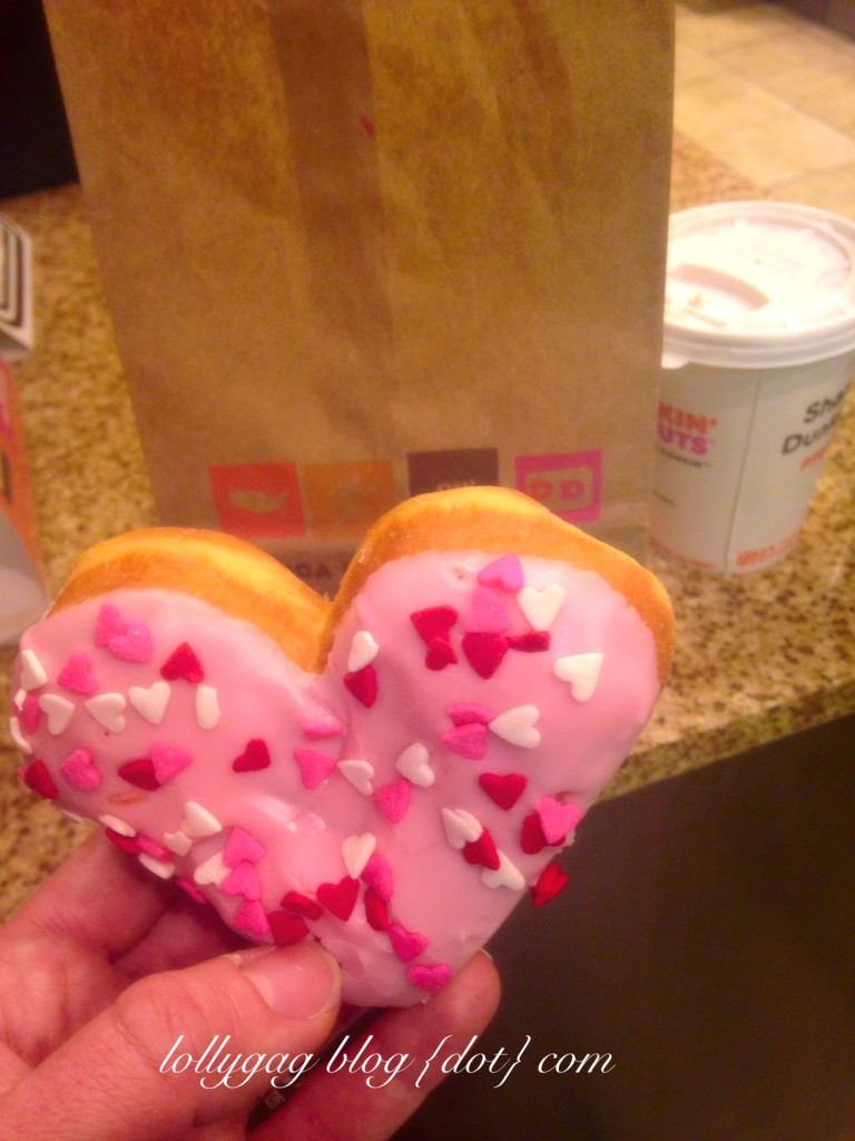 dunkin donuts heart